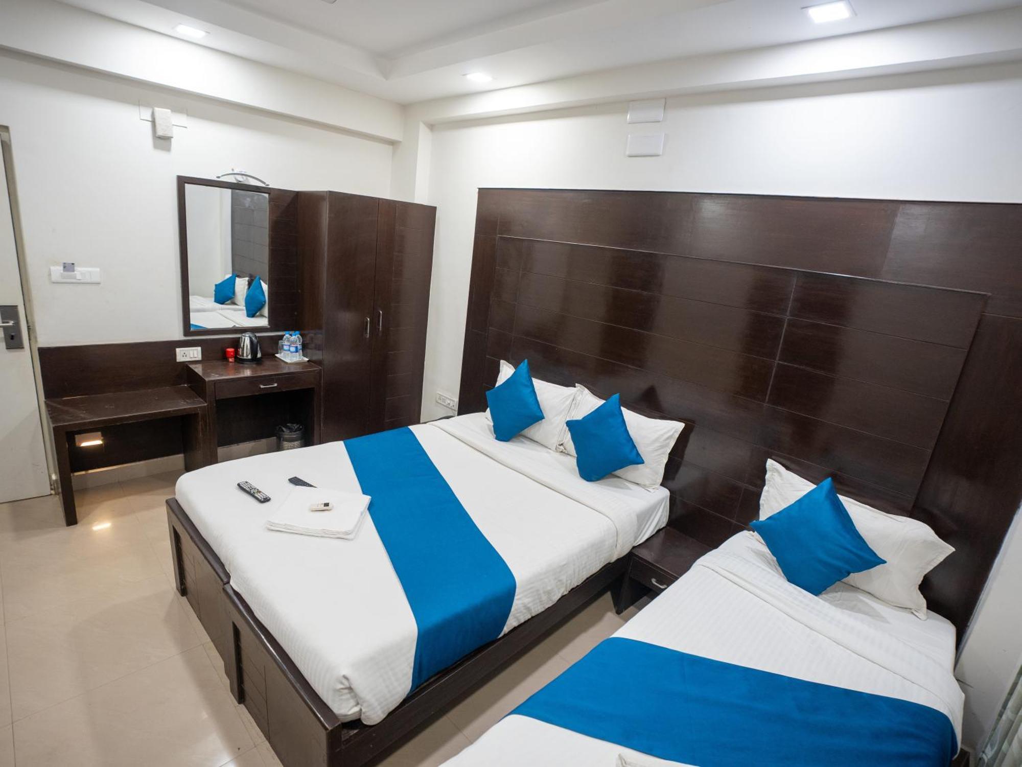 Orion Residency Hotel Chennai Exterior photo