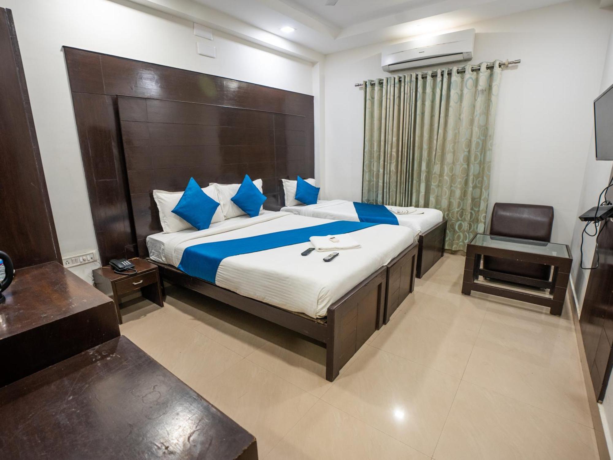 Orion Residency Hotel Chennai Exterior photo