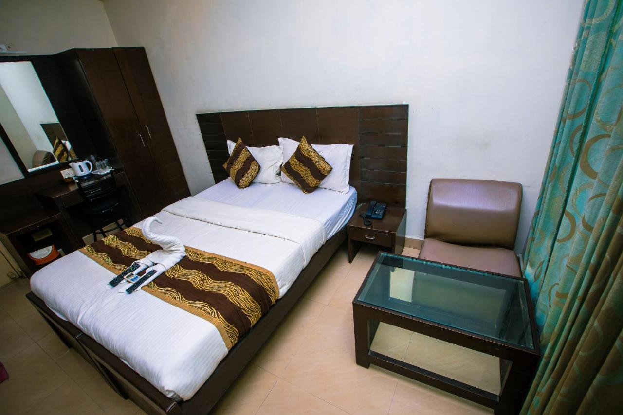 Orion Residency Hotel Chennai Exterior photo